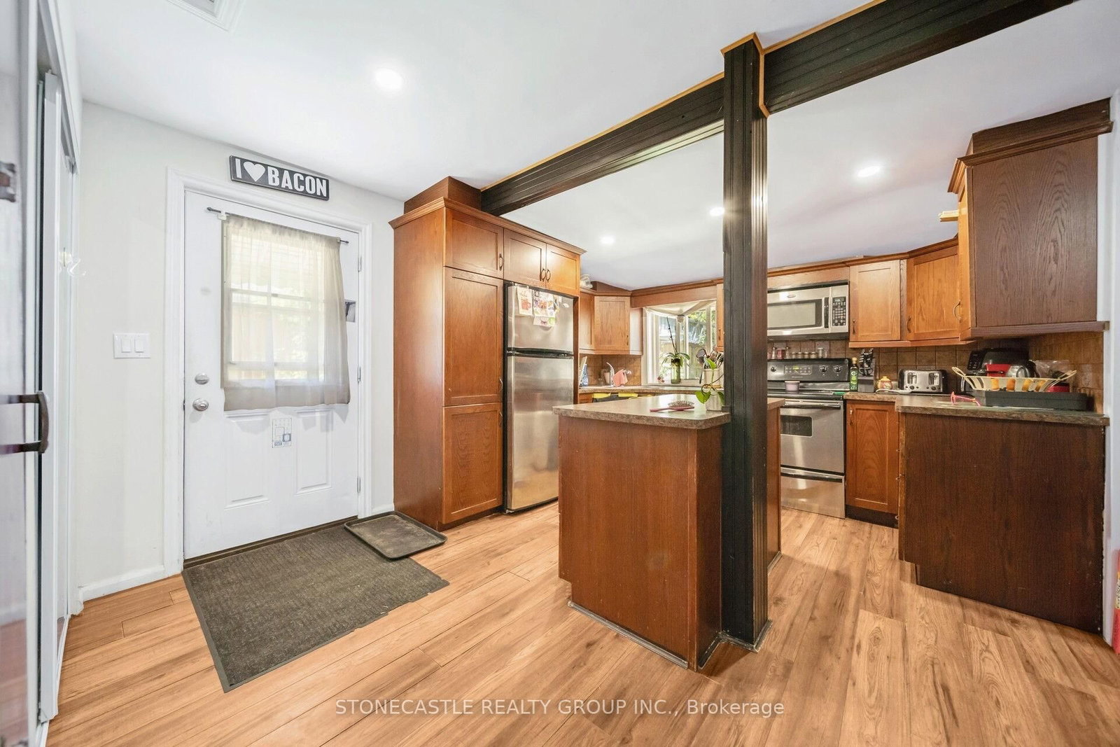 Listing Image 20