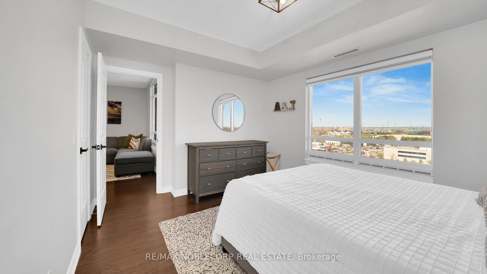Condo sold at 1515-9245 Jane Street, Vaughan, Ontario, L6A 0J9 - Maple - MLS: N12377986