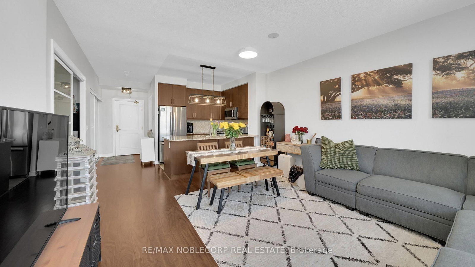 Condo sold at 1515-9245 Jane Street, Vaughan, Ontario, L6A 0J9 - Maple - MLS: N12377986