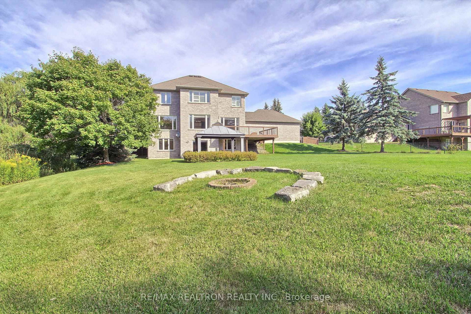 Listing Image 44