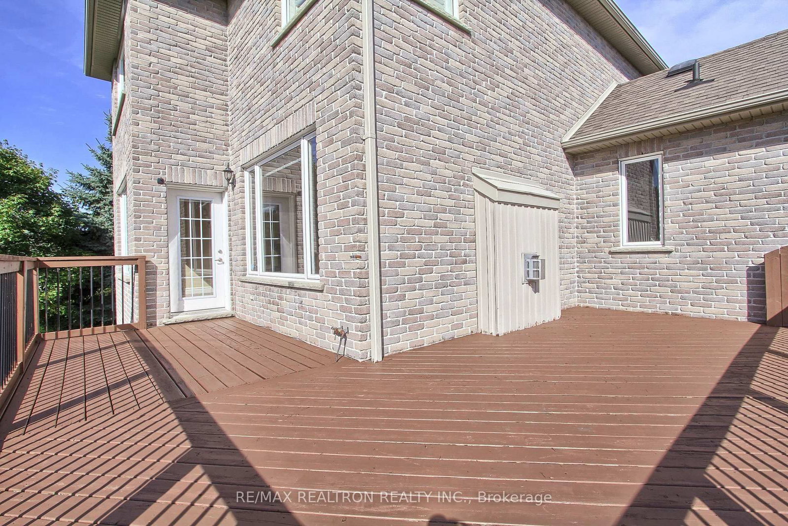 Listing Image 46
