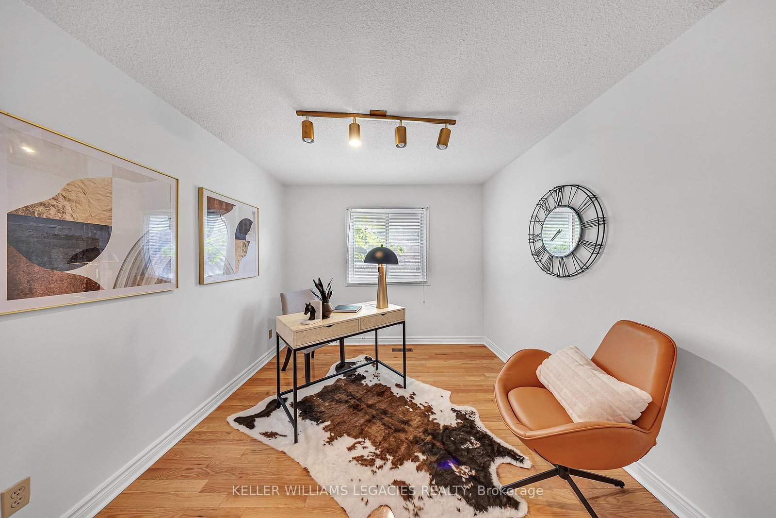 Detached House sold at 50 Summerdale Drive, Markham, Ontario, L3T 6W5 - Thornlea - MLS: N12379906