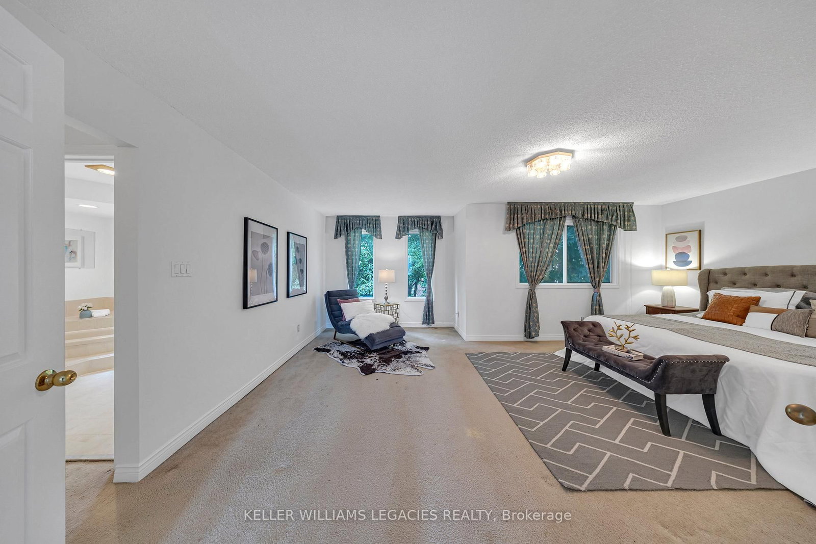 Listing Image 24