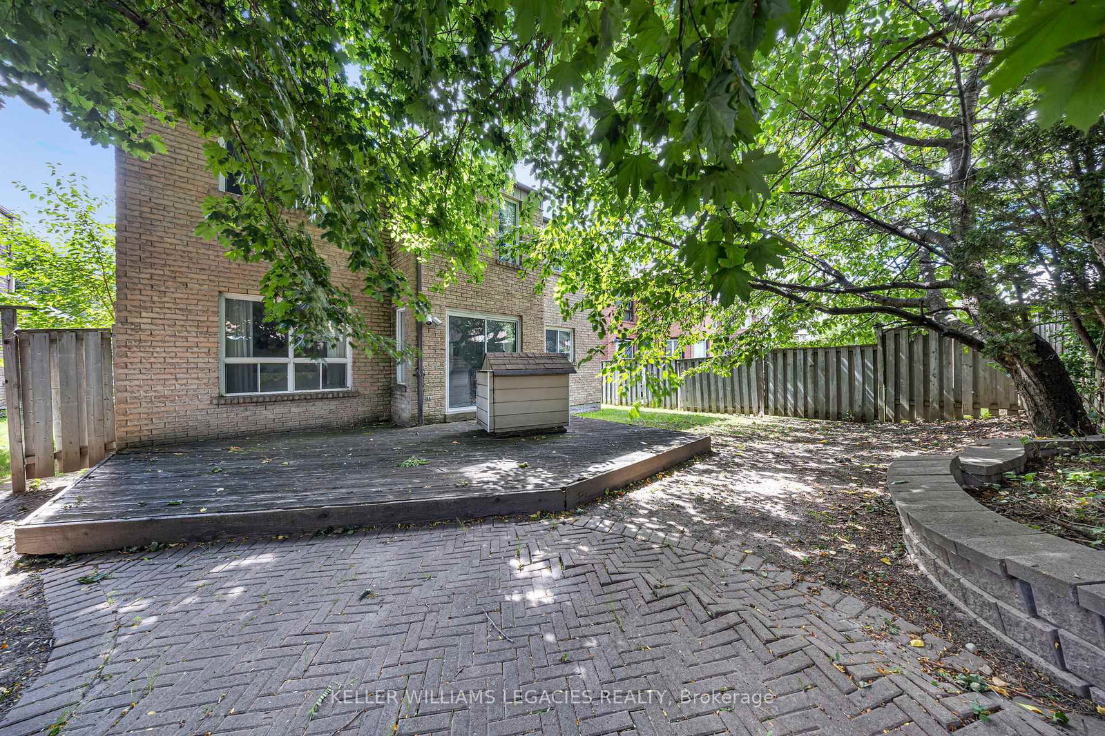 Detached House sold at 50 Summerdale Drive, Markham, Ontario, L3T 6W5 - Thornlea - MLS: N12379906