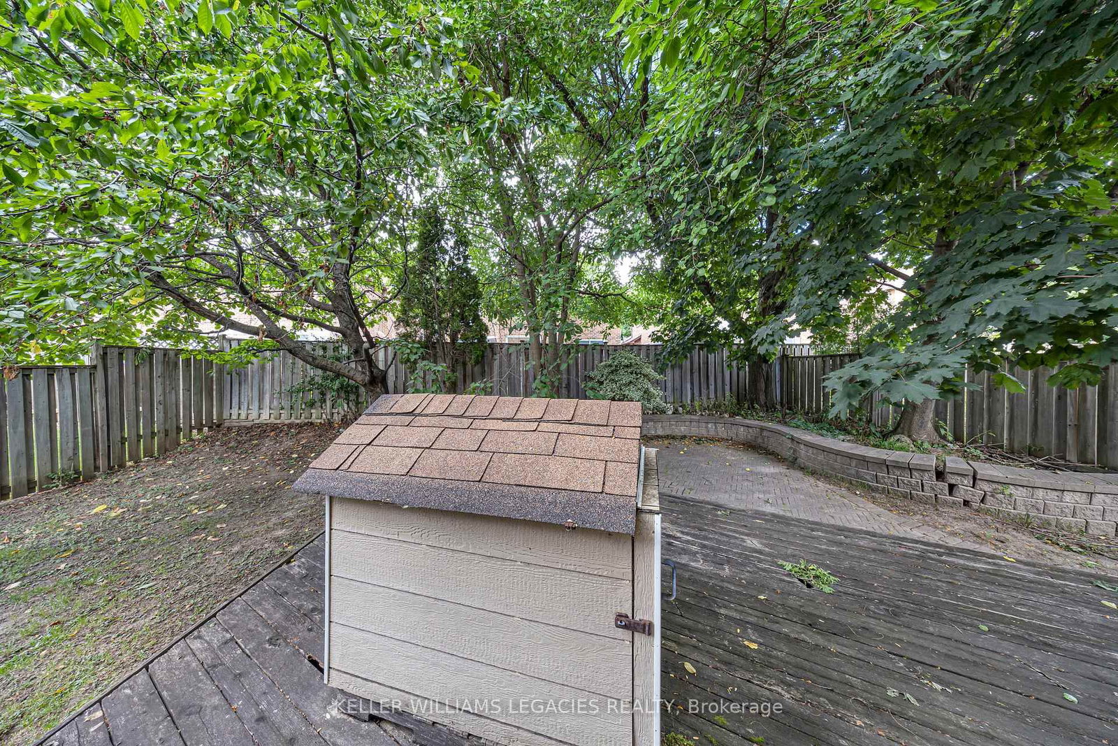 Detached House sold at 50 Summerdale Drive, Markham, Ontario, L3T 6W5 - Thornlea - MLS: N12379906