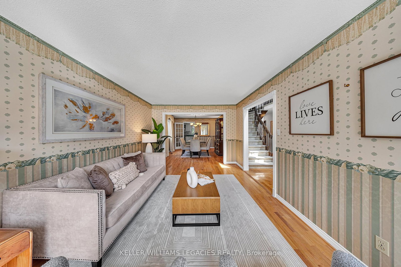 Detached House sold at 50 Summerdale Drive, Markham, Ontario, L3T 6W5 - Thornlea - MLS: N12379906