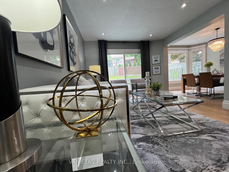 17 Old Wellington St, Markham, L3P 5E3 | Image 3