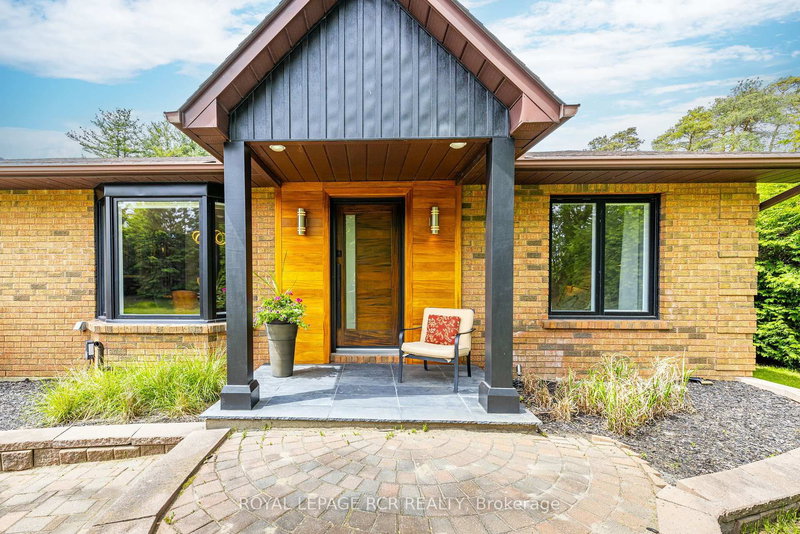 1 Lormik Dr, Uxbridge, L9P 1R9 | Image 3