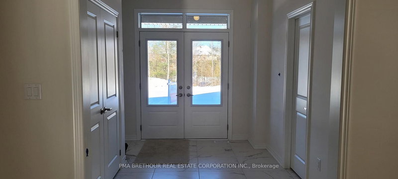 139 Dovedale Dr, Georgina, L4P 0S6 | Image 3