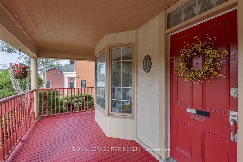 50 Wellington St E, Aurora, L4G 1H5 | Image 3