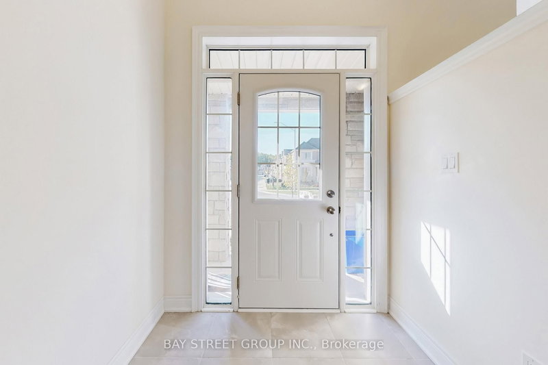 3450 Denison St, Markham, L3S 0E9 | Image 3