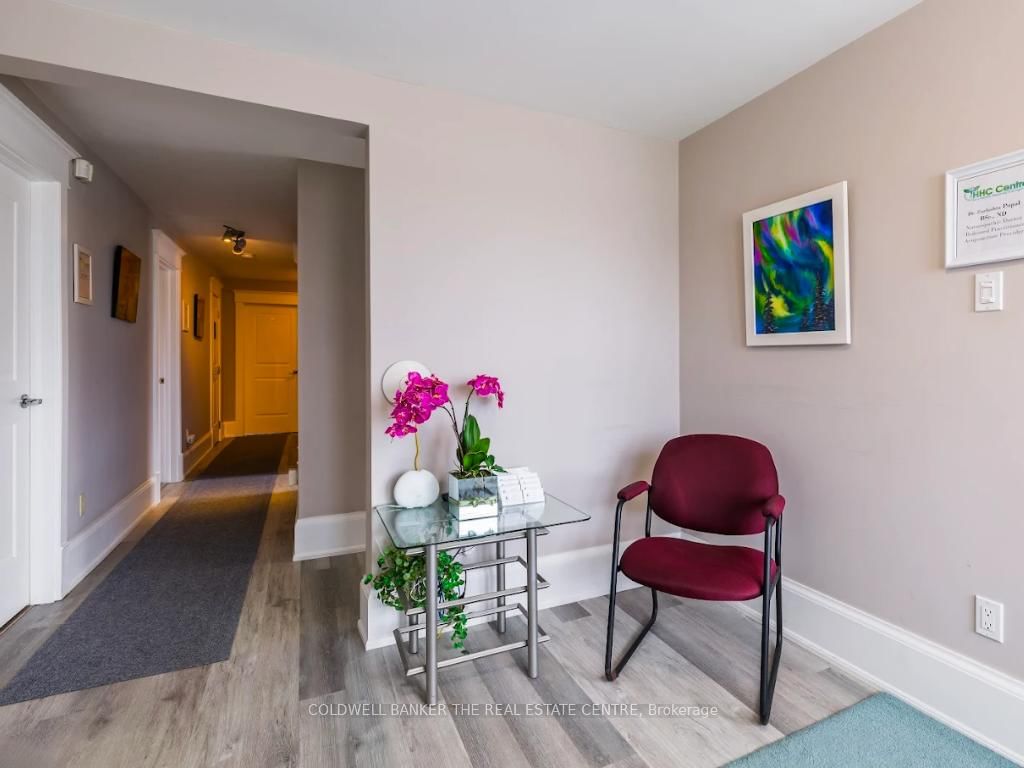 2174 Major Mackenzie Drive W, Unit Main - Rm 3 - Photo 8