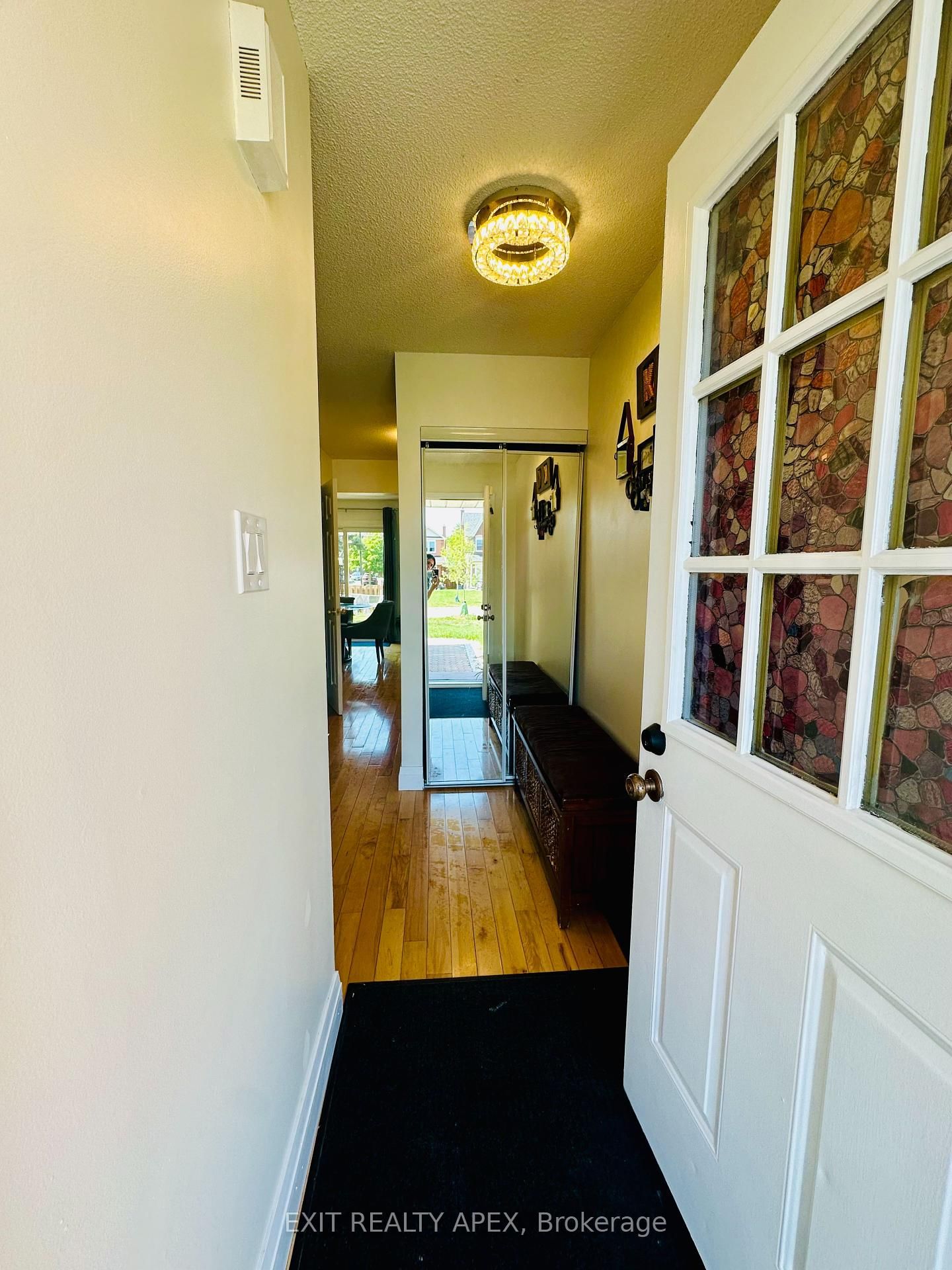 Listing Image 24