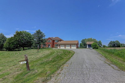 1008 Mount Albert Road — photo 4