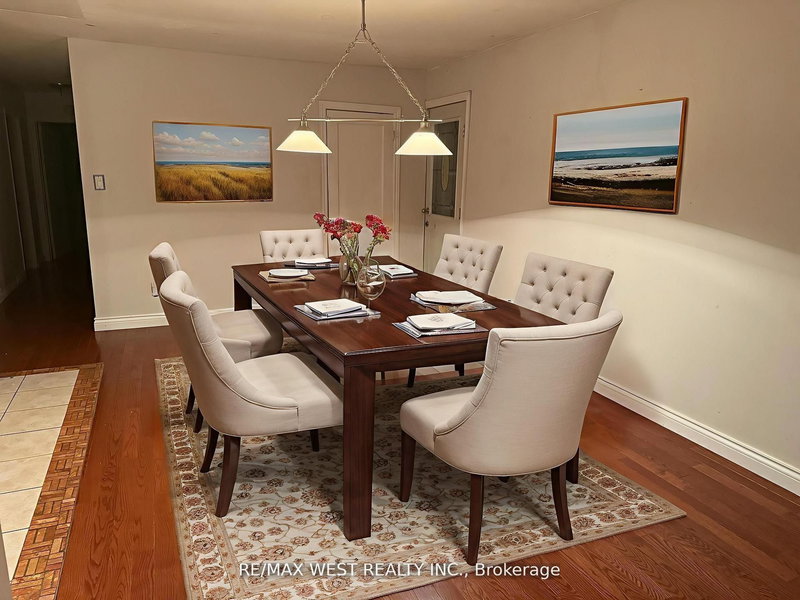 61 Romfield Crct, Markham, L3T 3H4 | Image 3