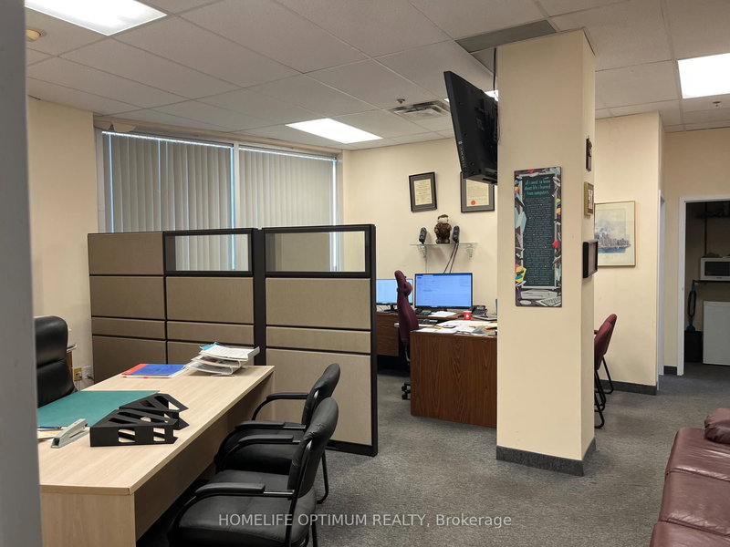 308 - 505 Highway 7 E, Markham, L3T 7T1 | Image 3