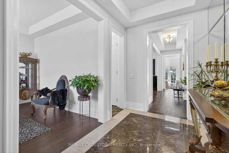 10 Annsleywood Crt, Vaughan, L4H 4G6 | Image 3