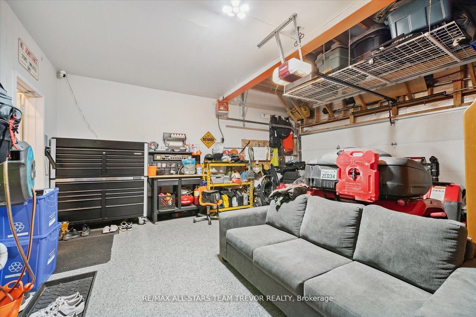 Listing Image 32