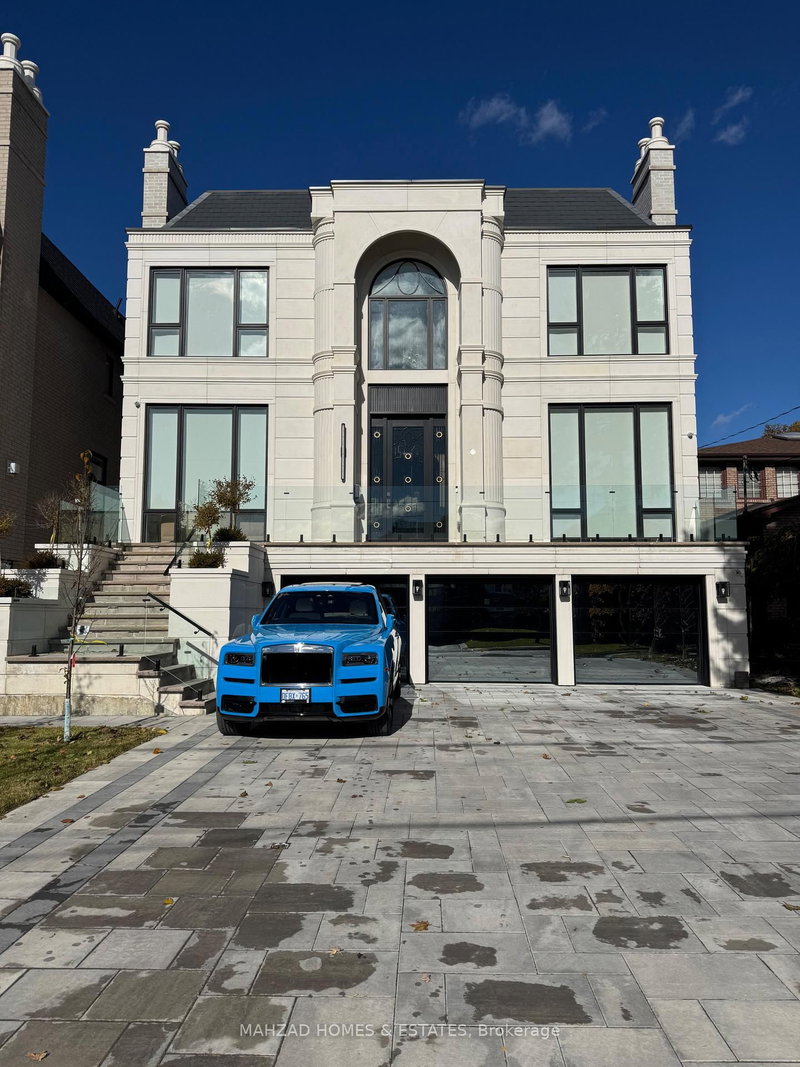 30 B Scott Dr, Richmond Hill, L4C 6V6 | Image 2