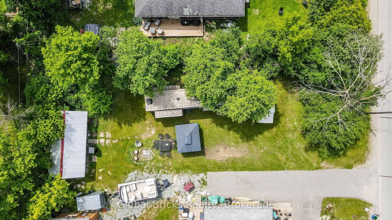 77 Cronsberry Rd, Georgina, L0E 1N0 | Image 2