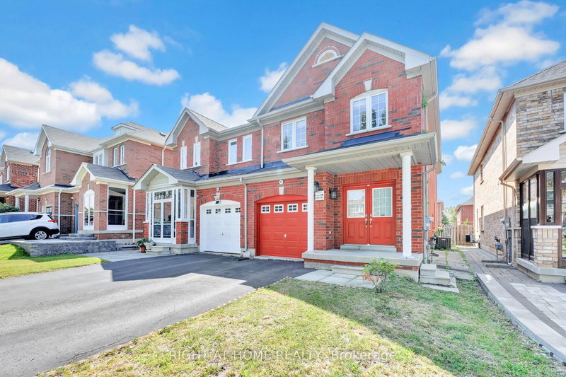 62 Martini Dr, Richmond Hill, L4S 2T7 | Image 2