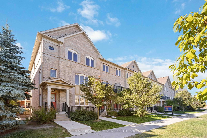 2179 Bur Oak Ave, Markham, L6E 0C4 | Image 2