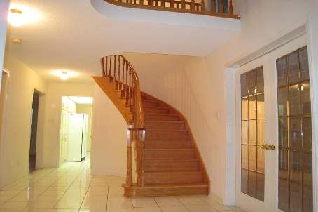 129 Rose Branch Dr, Richmond Hill, L4S1H6 | Image 2