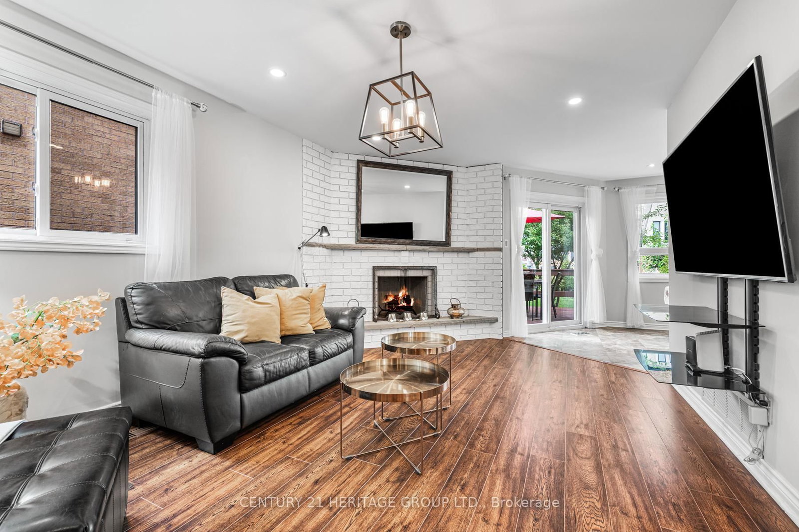 Detached House for sale at 16 Wainwright Avenue, Richmond Hill, Ontario, L4C 5R5 - North Richvale - MLS: N12424089