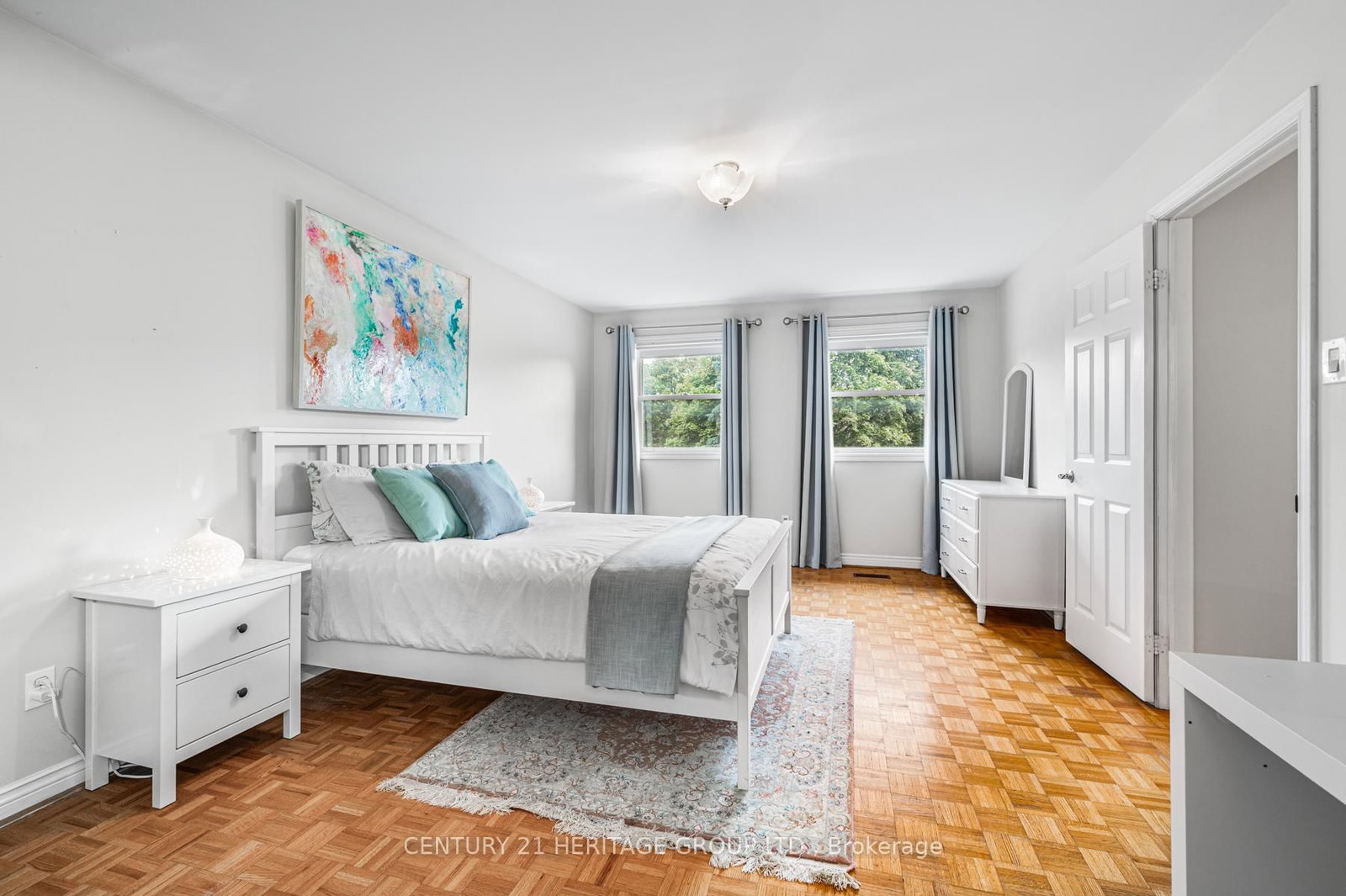 Detached House for sale at 16 Wainwright Avenue, Richmond Hill, Ontario, L4C 5R5 - North Richvale - MLS: N12424089