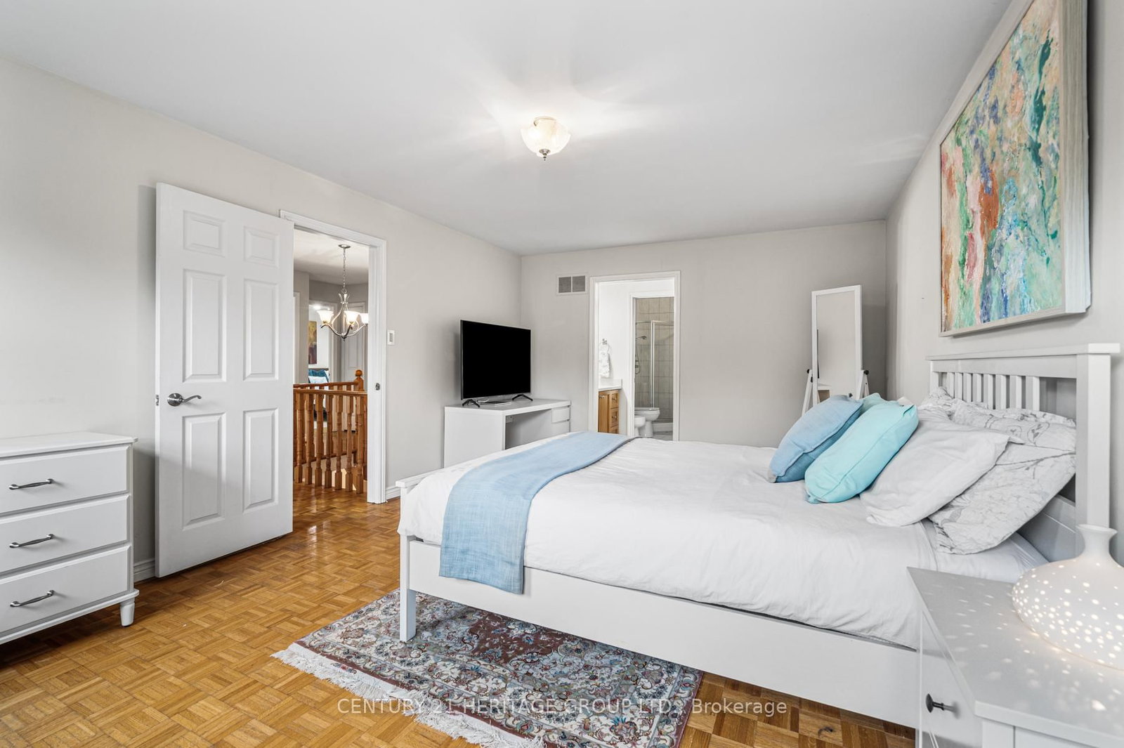 Detached House for sale at 16 Wainwright Avenue, Richmond Hill, Ontario, L4C 5R5 - North Richvale - MLS: N12424089