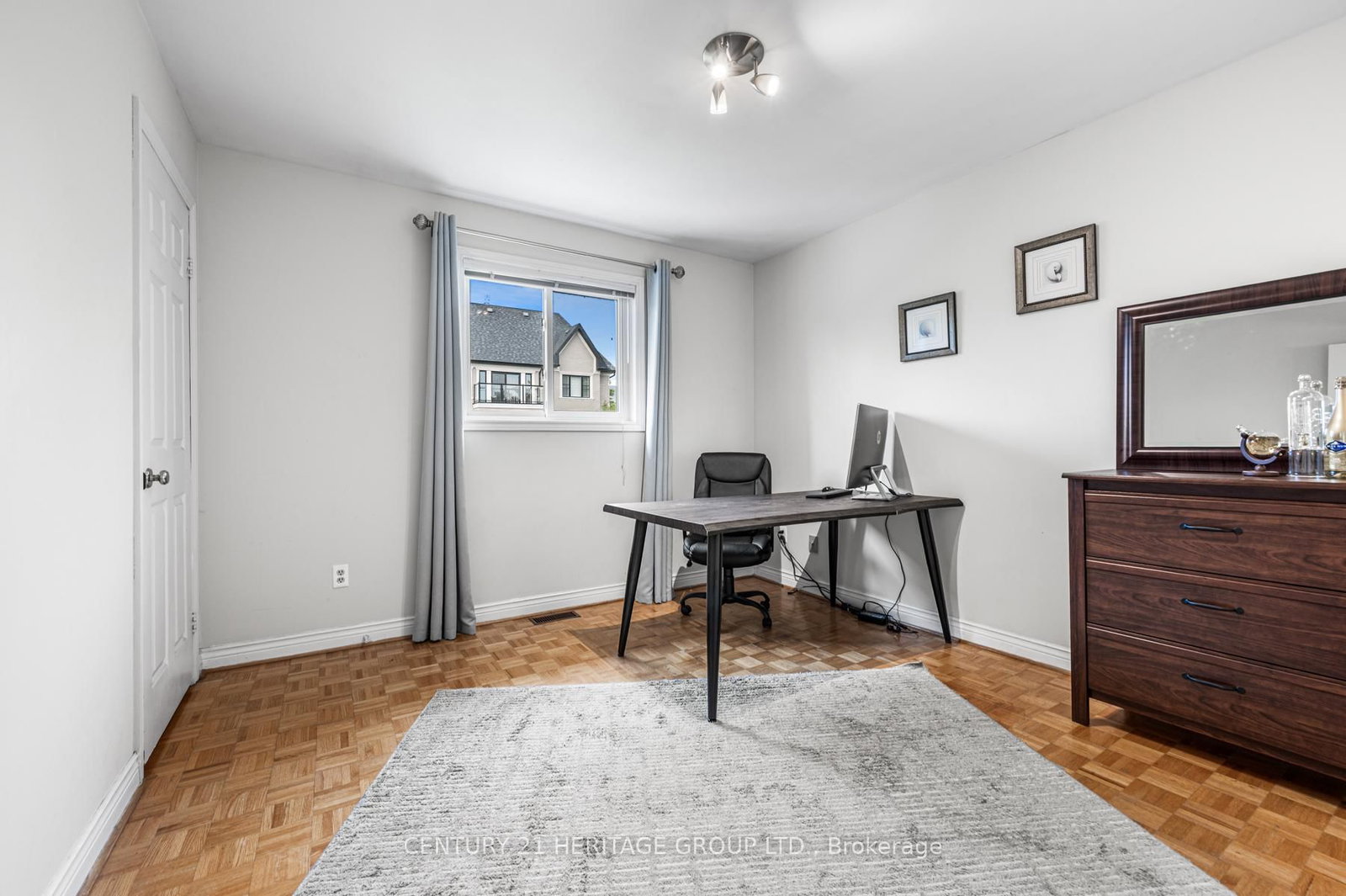 Detached House for sale at 16 Wainwright Avenue, Richmond Hill, Ontario, L4C 5R5 - North Richvale - MLS: N12424089