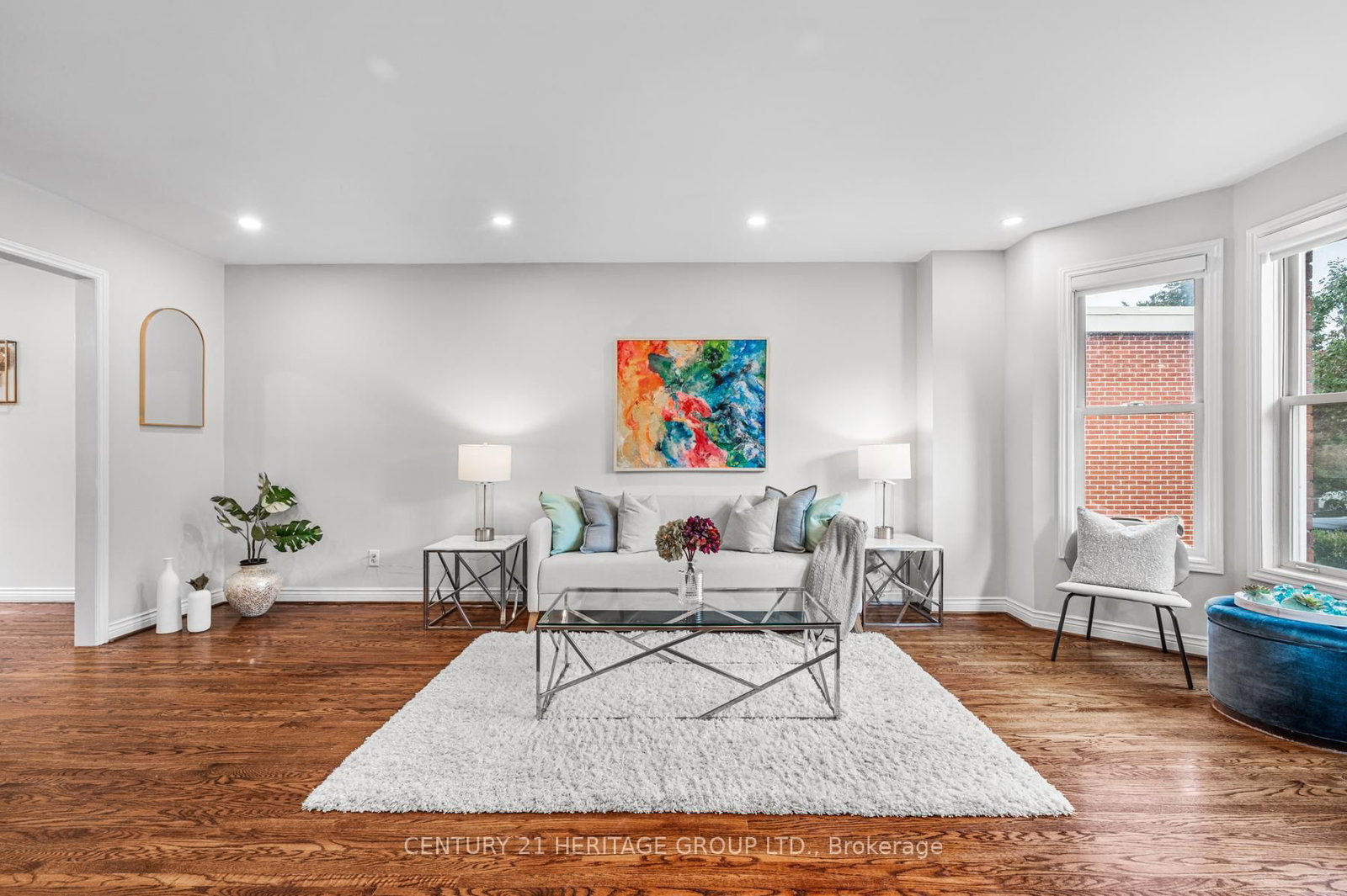 Detached House for sale at 16 Wainwright Avenue, Richmond Hill, Ontario, L4C 5R5 - North Richvale - MLS: N12424089