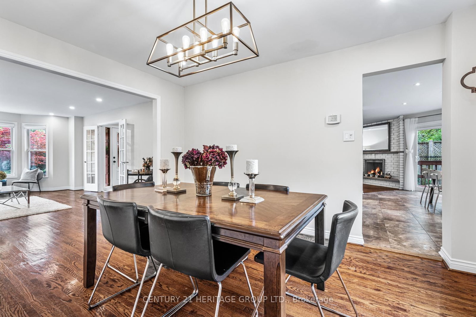 Detached House for sale at 16 Wainwright Avenue, Richmond Hill, Ontario, L4C 5R5 - North Richvale - MLS: N12424089