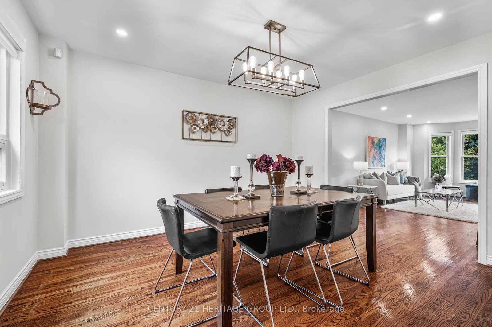 Detached House for sale at 16 Wainwright Avenue, Richmond Hill, Ontario, L4C 5R5 - North Richvale - MLS: N12424089