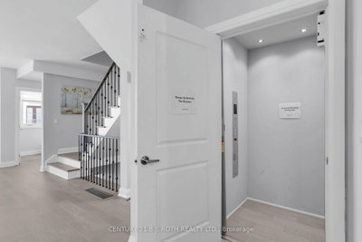 Unit 23 — 260 Eagle Street — more photos