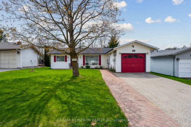 36 Tecumseth Pines Drive