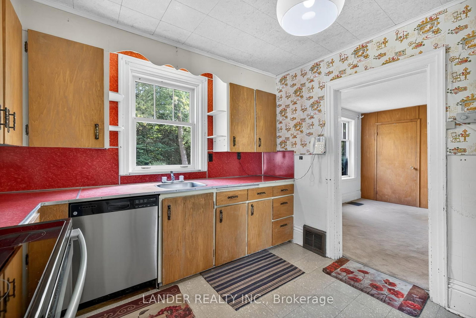 Listing Image 7