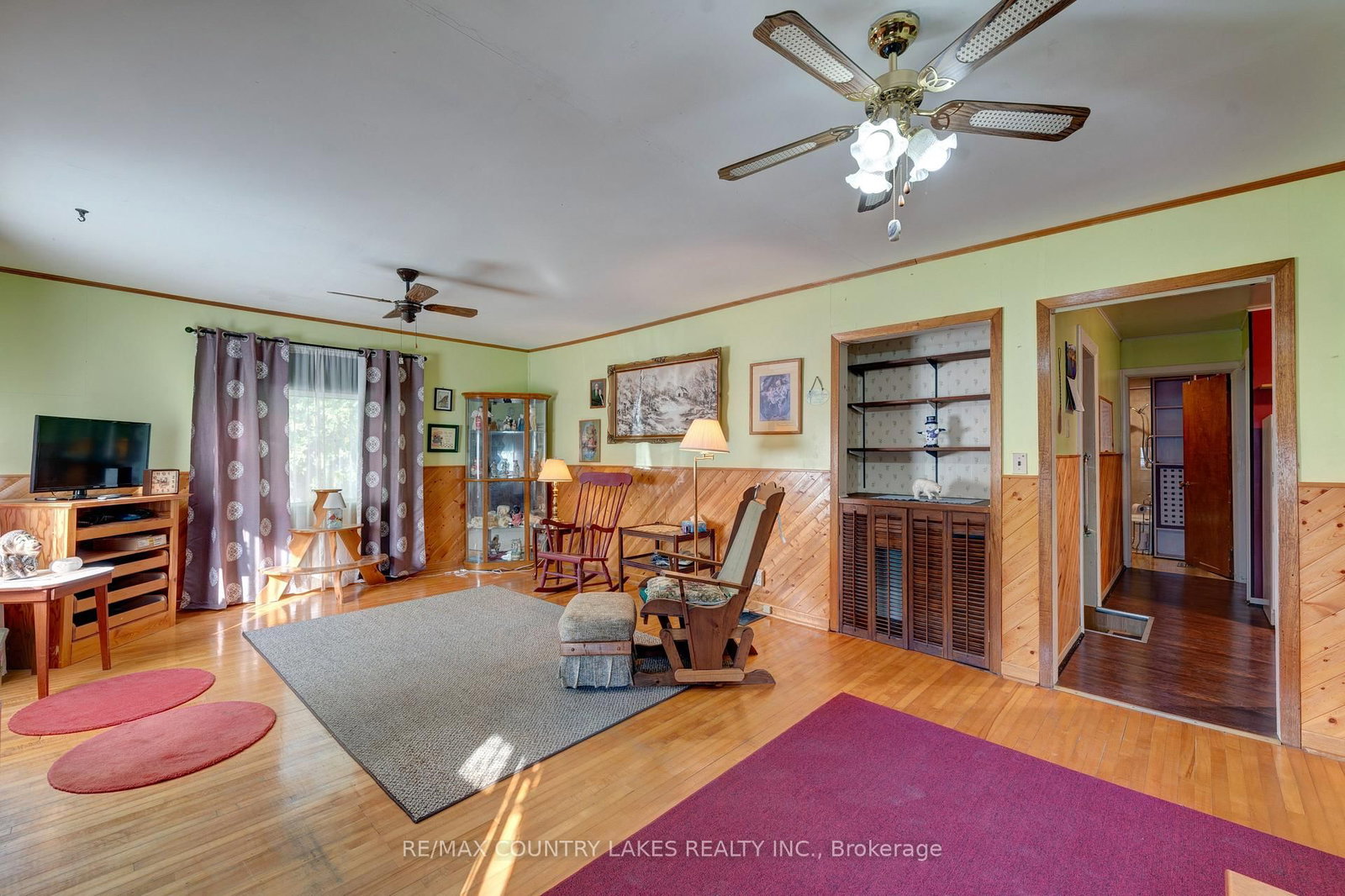 Listing Image 2