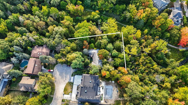 74 Birch Ave, Richmond Hill, L4C 6C6 | Image 3