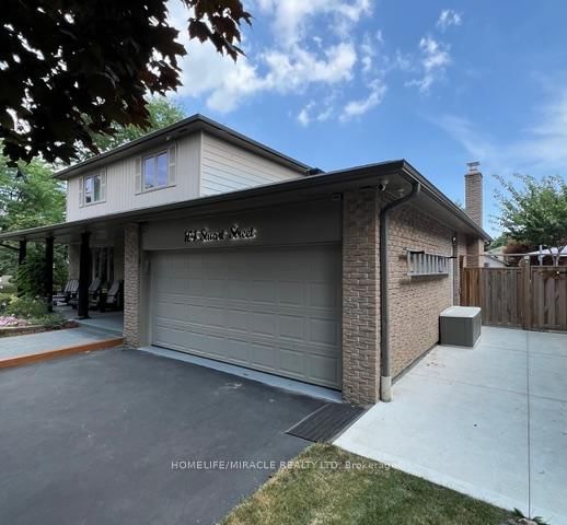 104 Stuart St, Whitchurch-Stouffville, L4A 4S2 | Image 3