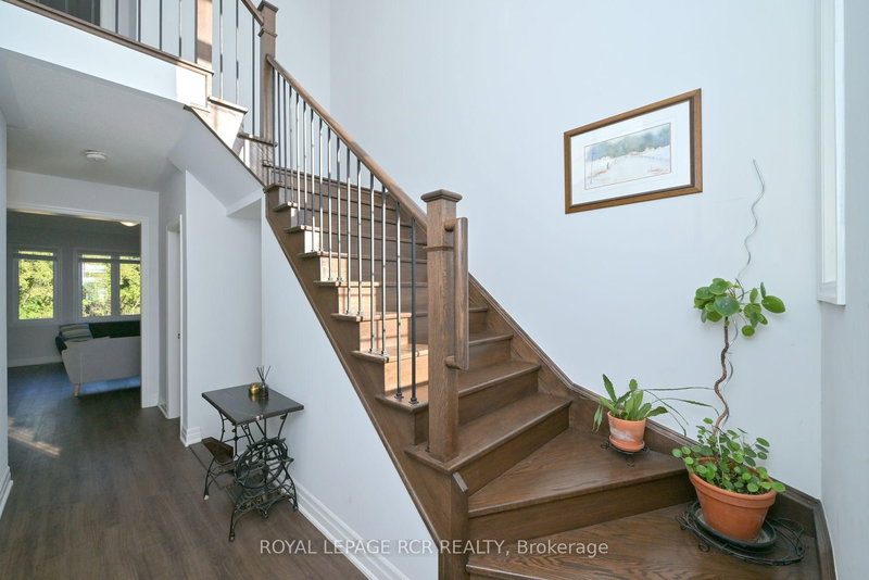 96 Wood Cres, Essa, L0M 1B5 | Image 3