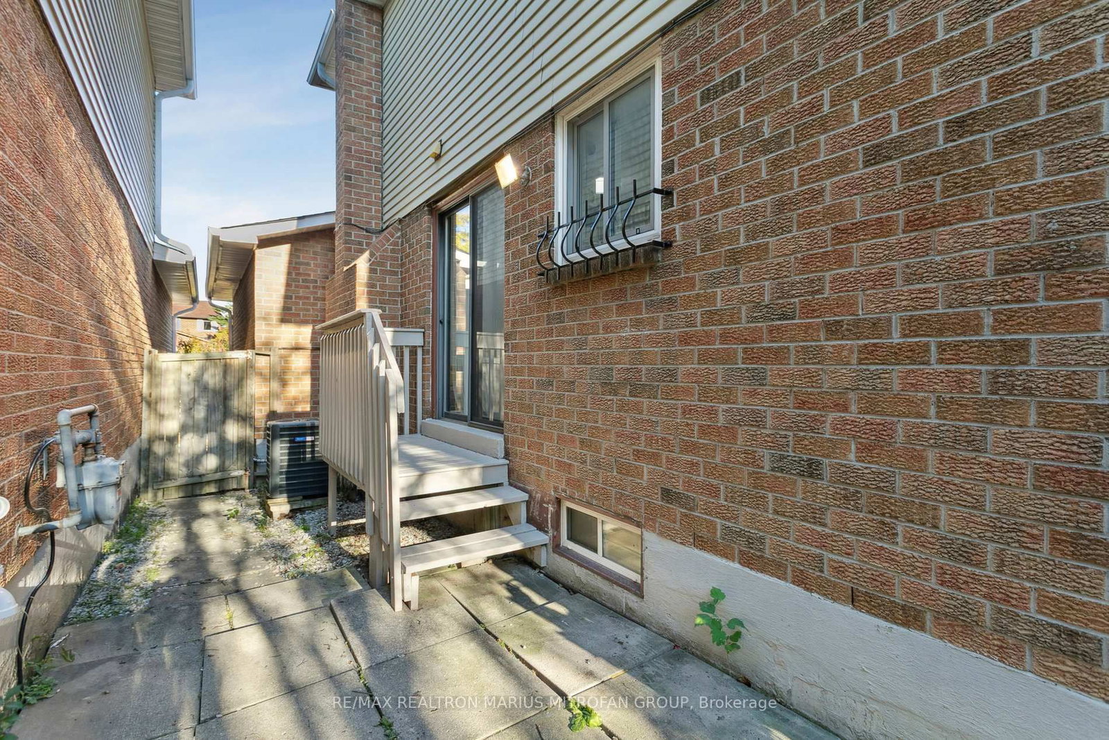 Listing Image 47