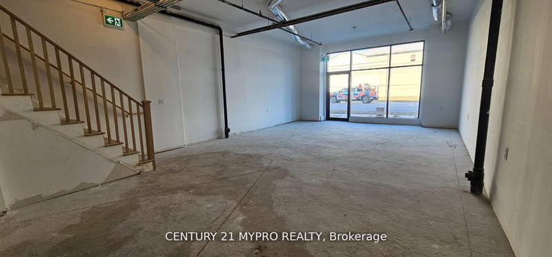 4 - 220 Dissette St, Bradford West Gwillimbury, L3Z 3G8 | Image 2