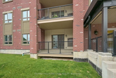 Unit 109 — 157 Wellington Street E — photo 3