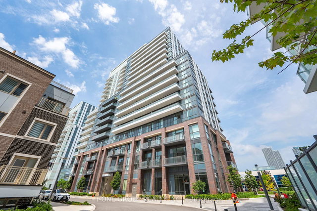 921 - 38 Honeycrisp Crescent