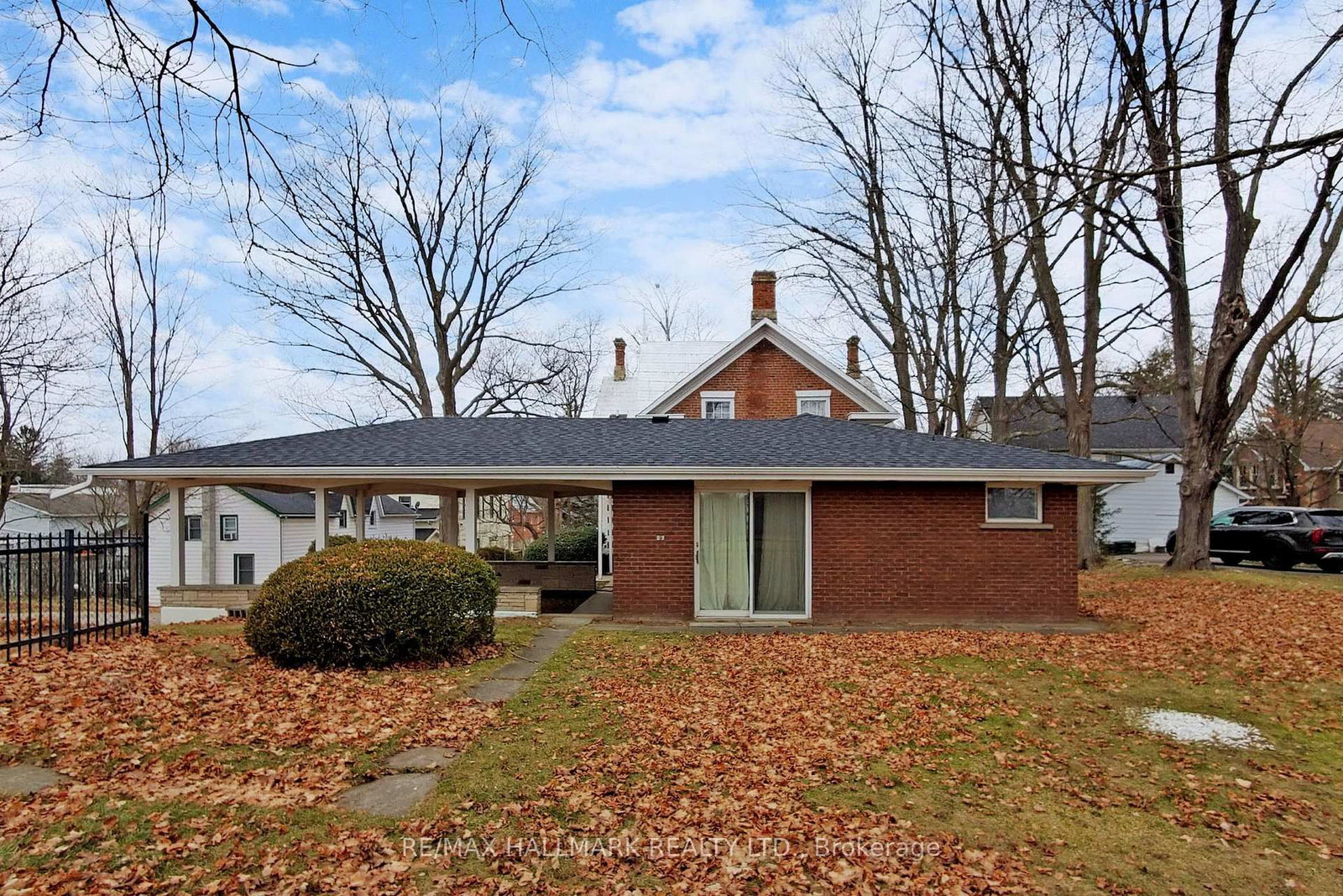 326 Main Street - Photo 4