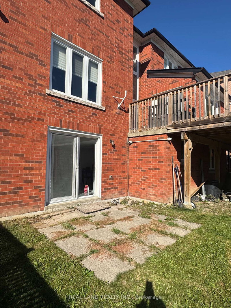 29 Mayfair Crt, Richmond Hill, L4B 3X7 | Image 3