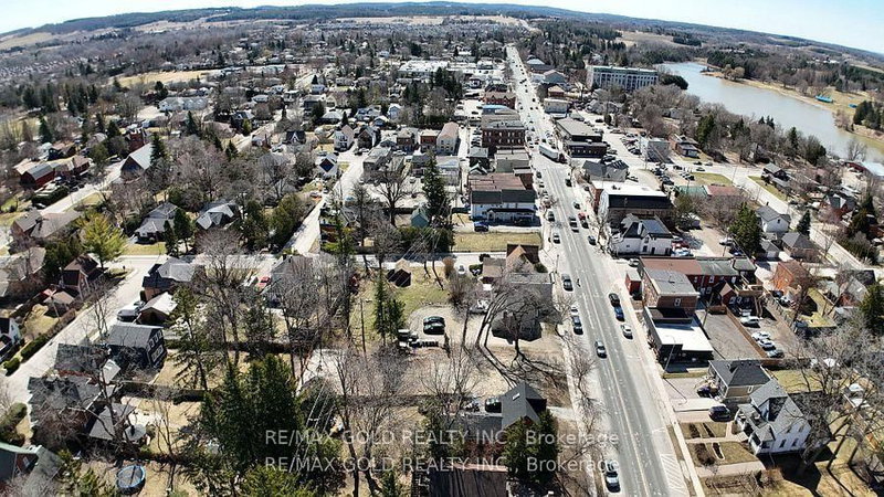 35 Queen St N, New Tecumseth, L0G 1W0 | Image 2