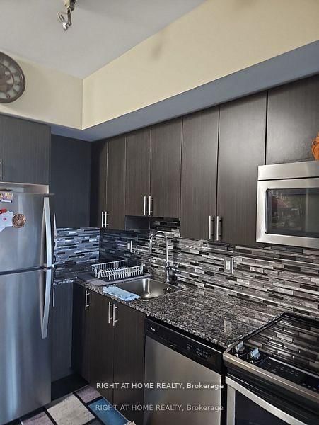714 - 7900 Bathurst Street