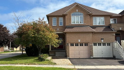 Semi-Detached House leased at 90 Briarhall Crescent, Markham, Ontario, L6C 2C7 - Berczy - MLS: N12468663